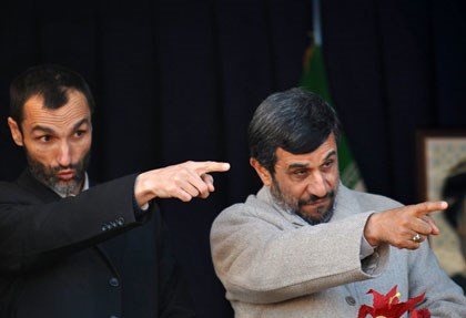 معاون اجرایی احمدی‌نژاد در ۱۰ کشور سرمایه‌گذاری کرده است/ فاجعه‌ای بزرگ‌تر از پرونده زنجانی
