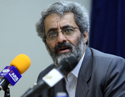 محکومیت عباس سلیمی نمین به خاطر اظهاراتش علیه احمدی نژاد