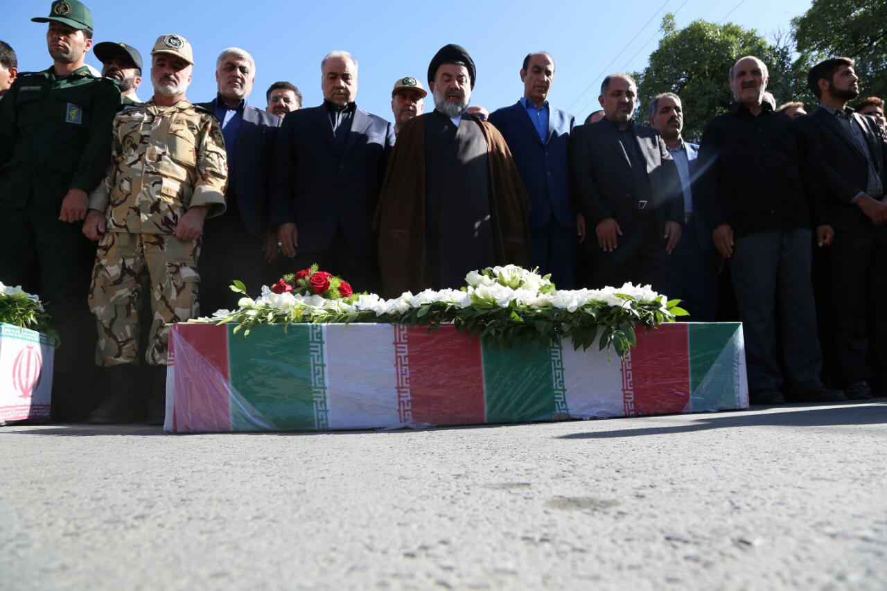 مراسم تشییع پیکر دو شهیده لرستانی حادثه تروریستی تهران برگزار شد+تصاویر